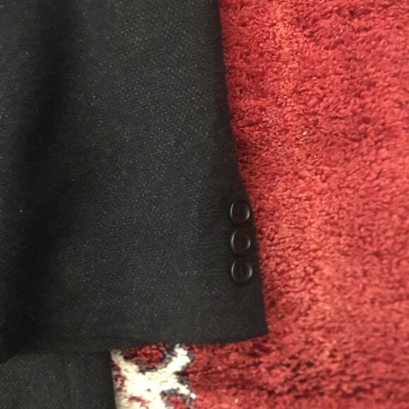 Giorgio Armani Collezioni 100% Cashmere Overcoat - Picture 8 of 9